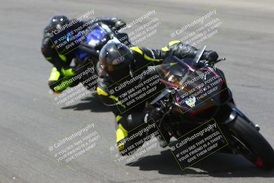 media/Apr-10-2022-SoCal Trackdays (Sun) [[f104b12566]]/Bowl (11am)/